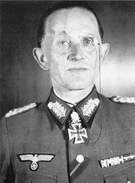 Primer plano de Theodor von Liebenfels
